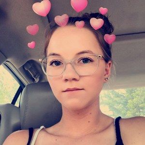 Meet your Posher, Abby